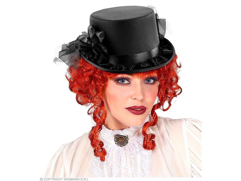 Cilinder rózsával és tüllel