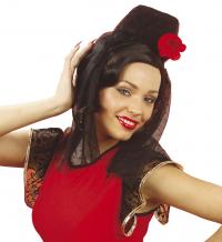 Spanyol fejdísz piros rózsával